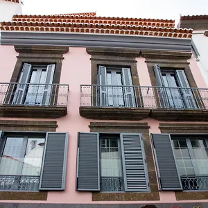 By Petit Apartamento